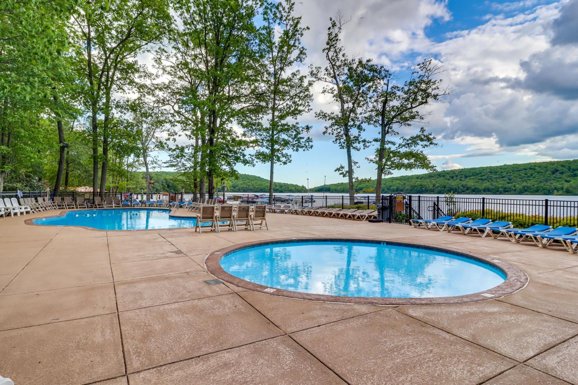 Lake Harmony Home About Half Mi To Big Boulder Mountain Buitenkant foto