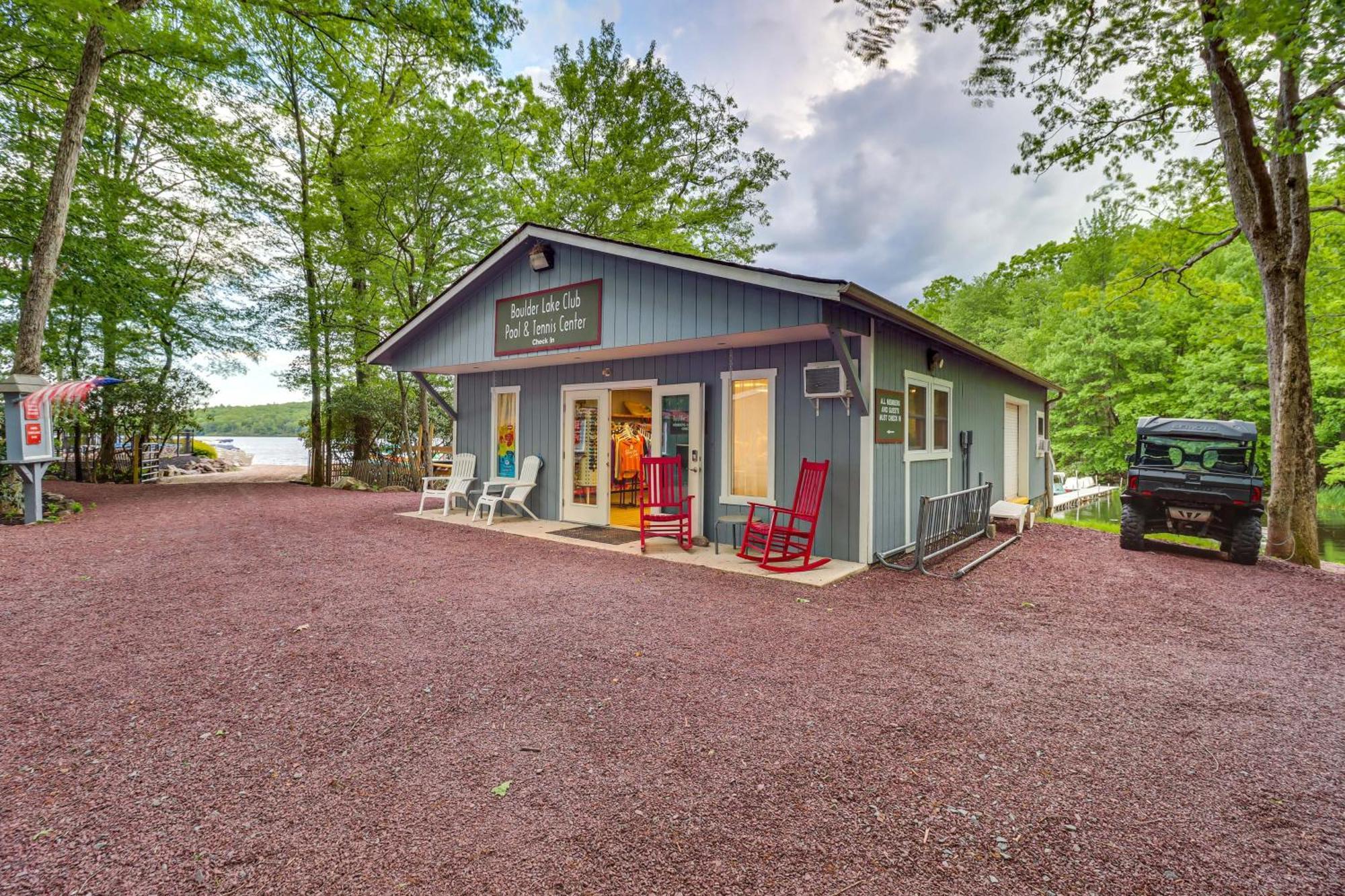 Lake Harmony Home About Half Mi To Big Boulder Mountain Buitenkant foto